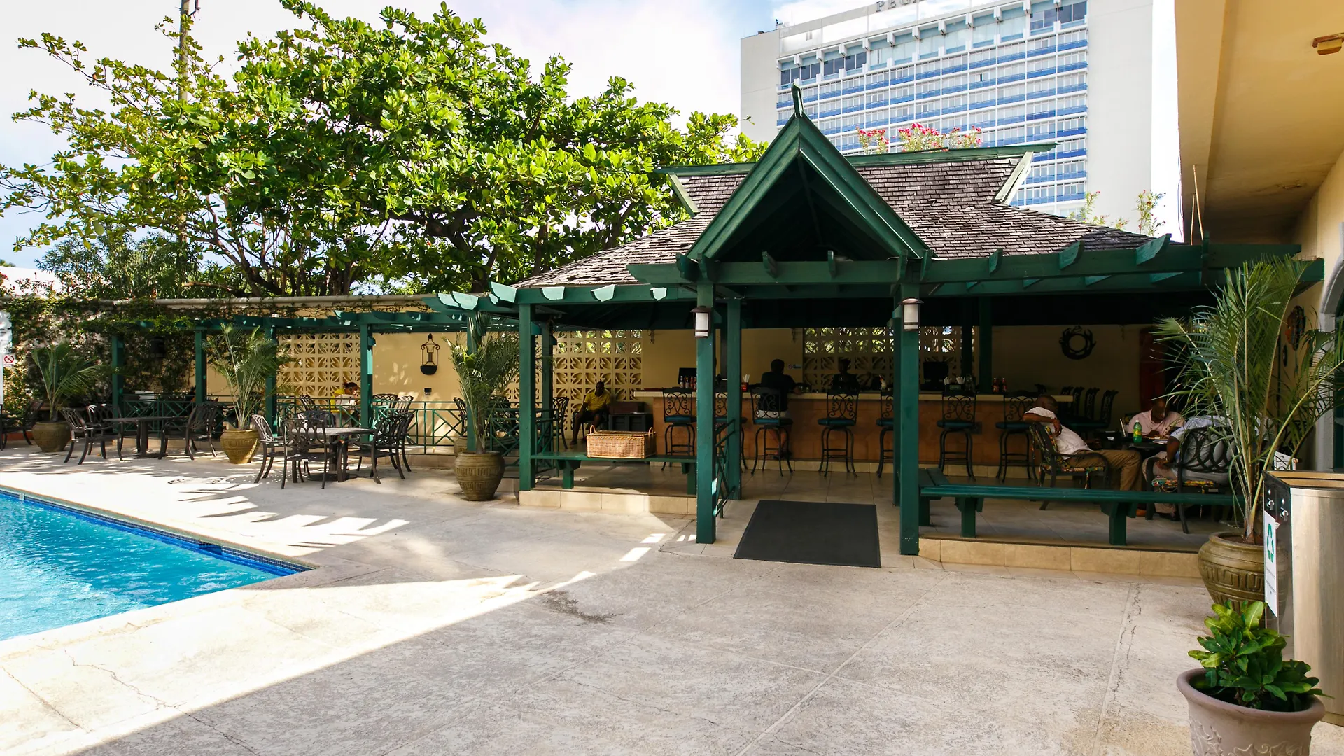 Courtleigh Hotel & Suites Kingston